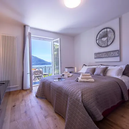 Lake View - Happy Apartment Brissago